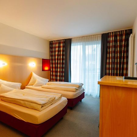 Landhotel Gasthof Drexler Gbr Fuerstenfeldbruck Exteriör bild